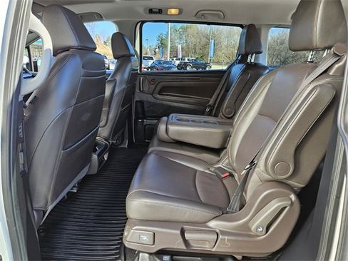 Used 2019 Honda Odyssey Elite image 9