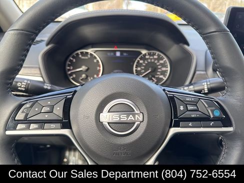 Used 2024 Nissan Altima 2.5 SV w/ SV Premium Package image 22