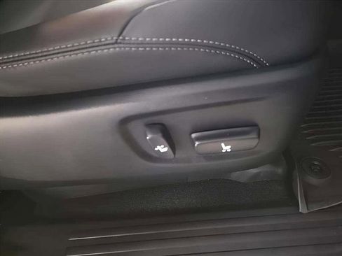 Used 2023 Toyota 4Runner SR5 Premium image 34