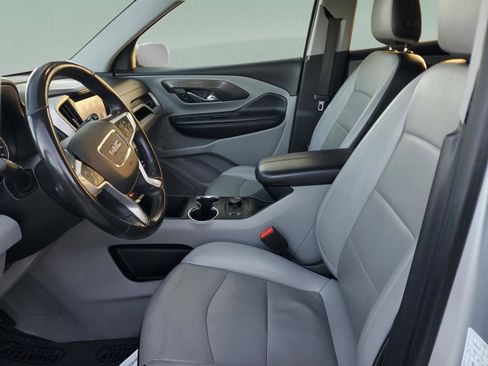 Used 2022 GMC Terrain SLT image 21
