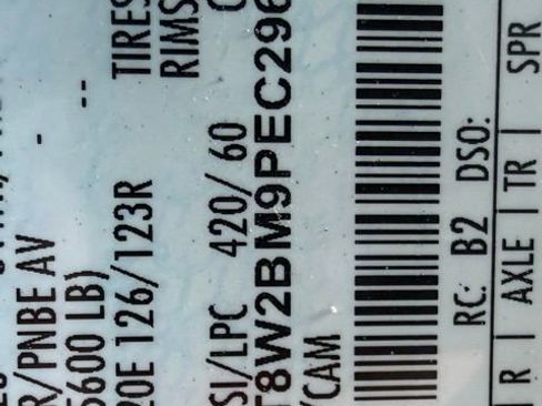 Used 2023 Ford F250 Lariat w/ Lariat Ultimate Package image 27