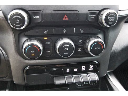 Used 2020 RAM 1500 Lone Star RWD image 26