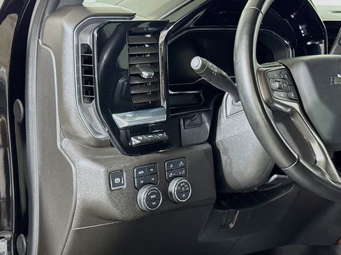 Used 2024 Chevrolet Silverado 2500 High Country w/ Midnight Edition AWD/4WD image 8