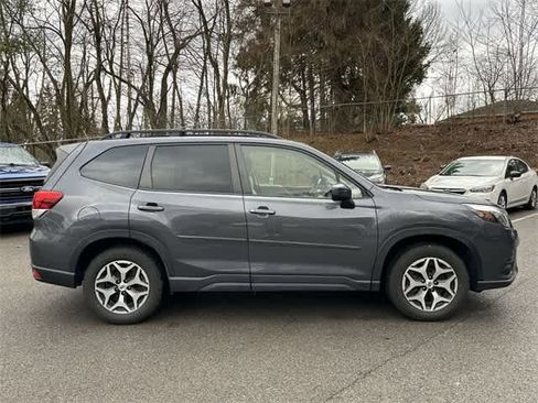 Certified 2023 Subaru Forester Premium image 3