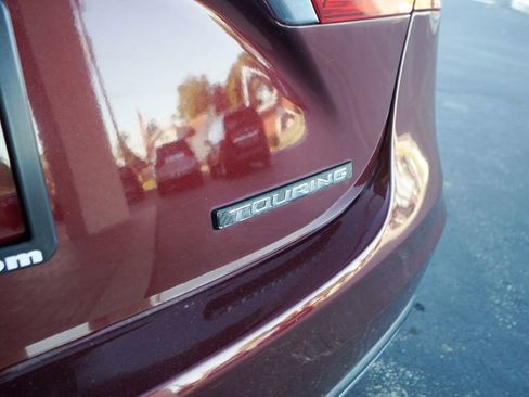 Used 2017 Toyota Avalon Touring image 3