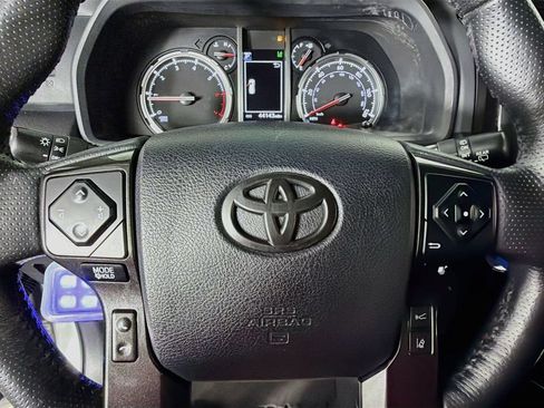 Used 2023 Toyota 4Runner TRD Off-Road Premium AWD/4WD image 16
