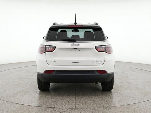 Used 2025 Jeep Compass Limited AWD/4WD image 7
