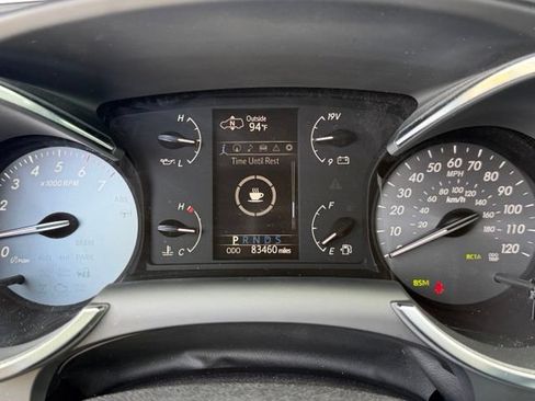 Used 2021 Toyota Sequoia Platinum AWD/4WD image 19