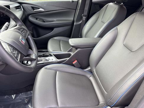 Used 2025 Buick Encore GX Sport Touring w/ Advanced Technology Package image 14