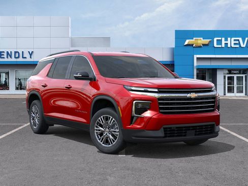 New 2026 Chevrolet Traverse LT w/ LPO, Floor Liner Package image 17