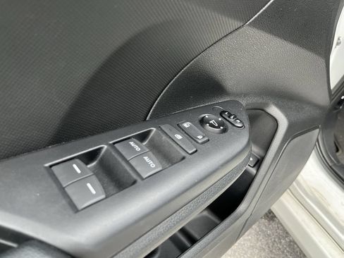 Used 2019 Honda Civic Sport image 3