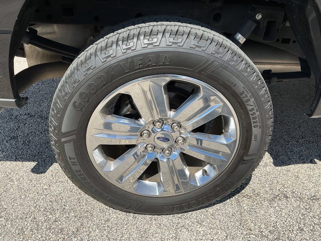 Used 2020 Ford F150 XLT w/ Equipment Group 302A Luxury AWD/4WD image 13
