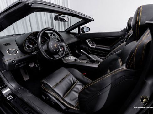 Used 2012 Lamborghini Gallardo LP 560-4 image 32