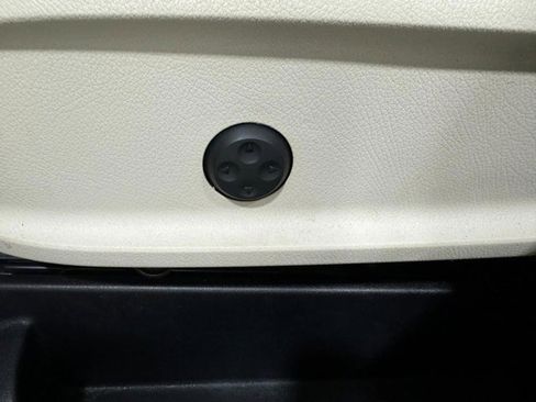 Certified 2023 Mercedes-Benz GLA 250 4MATIC image 28