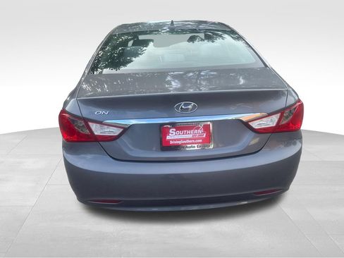Used 2011 Hyundai Sonata GLS FWD image 22