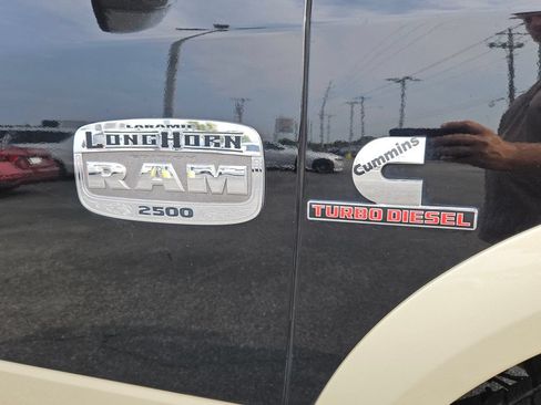 Used 2015 RAM 2500 Longhorn w/ Convenience Group AWD/4WD image 16
