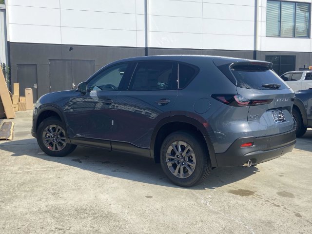 New 2026 MAZDA CX-5 Select AWD/4WD image 3