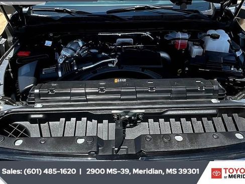 Used 2025 GMC Sierra 2500 Denali Ultimate image 8