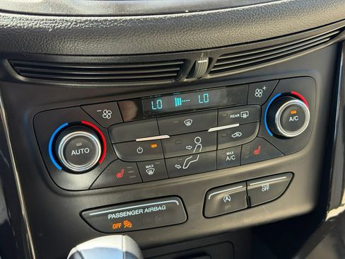 Used 2017 Ford Escape Titanium FWD image 3
