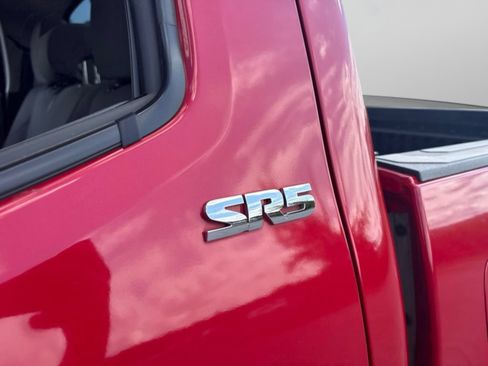 Used 2021 Toyota Tacoma SR5 RWD image 25