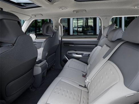 New 2026 Kia EV9 Wind image 18