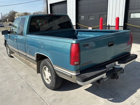 Used 1998 GMC Sierra 1500 2WD Extended Cab w/ Imagemax Pkg image 2