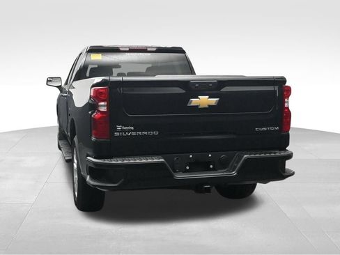 Used 2025 Chevrolet Silverado 1500 Custom RWD image 4