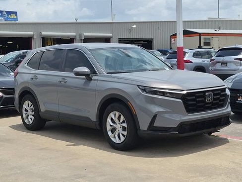 Used 2024 Honda CR-V LX image 4