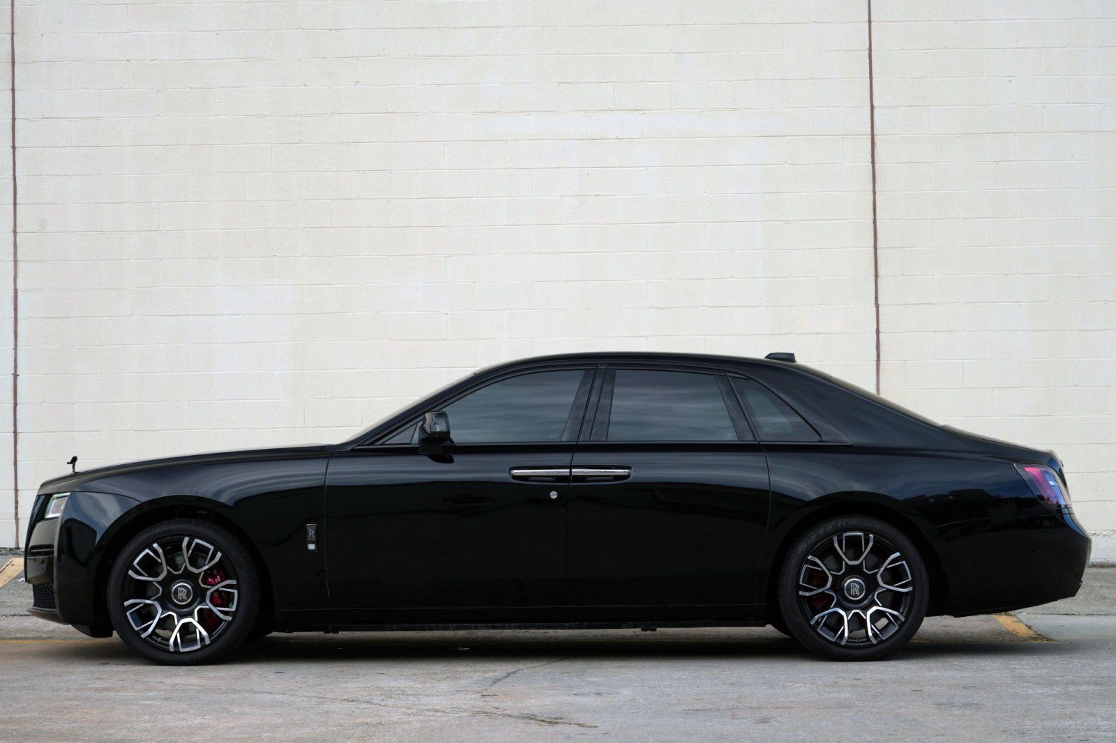 Used 2024 Rolls-Royce Ghost Black Badge w/ Black Badge Ghost Package AWD/4WD image 11