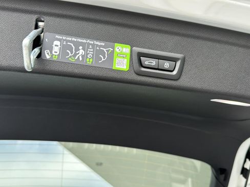 New 2026 BMW X6 xDrive40i w/ Executive Package image 31