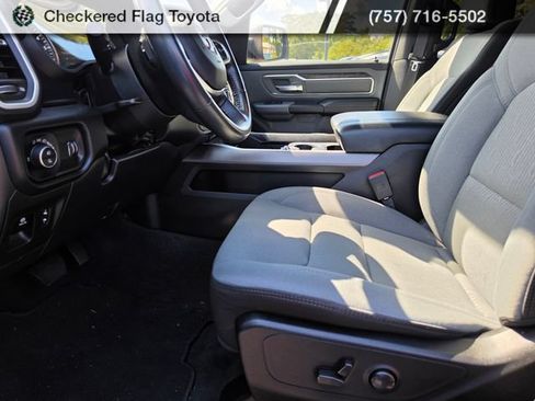 Used 2022 RAM 1500 Big Horn AWD/4WD image 9