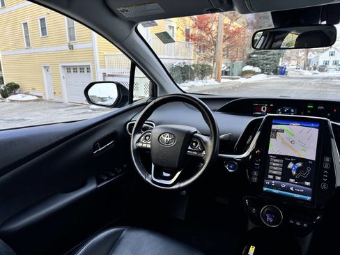 Used 2021 Toyota Prius Prime XLE w/ Carpet Mat Package (TMS) image 22