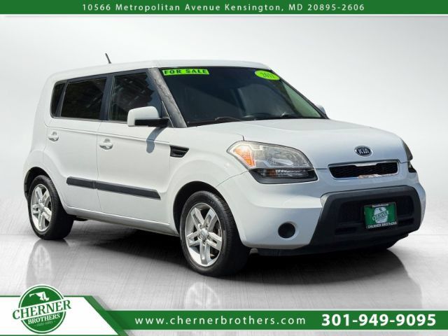 Used 2011 Kia Soul + w/ Audio Pkg FWD image 1
