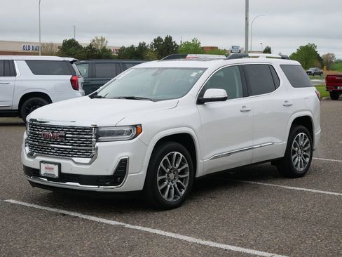 Used 2023 GMC Acadia Denali w/ Denali Ultimate Package AWD/4WD image 5