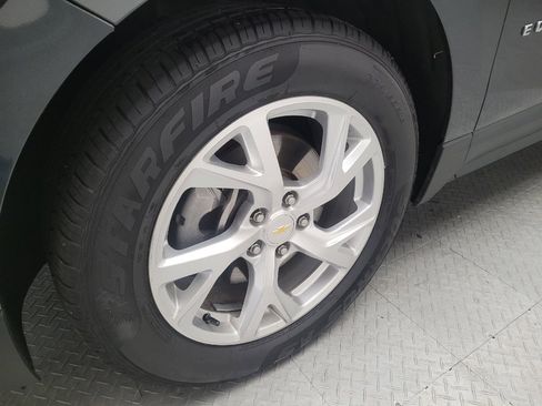 Used 2020 Chevrolet Equinox LT FWD image 31