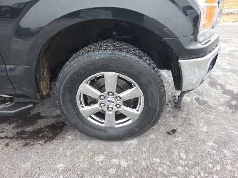 Used 2018 Ford F150 XLT w/ Equipment Group 302A Luxury image 2