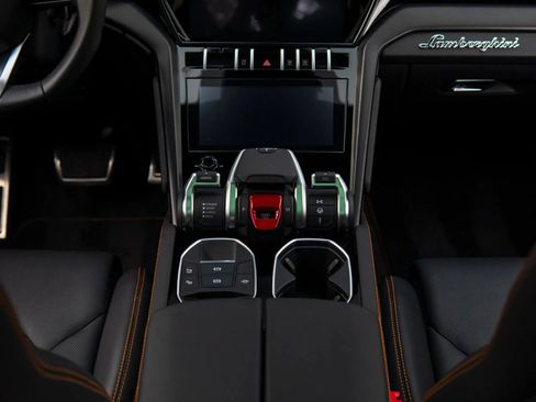 Used 2024 Lamborghini Urus S AWD/4WD image 39