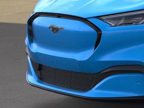 New 2024 Ford Mustang Mach-E Premium image 18