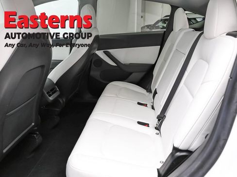 Used 2020 Tesla Model Y Long Range image 19