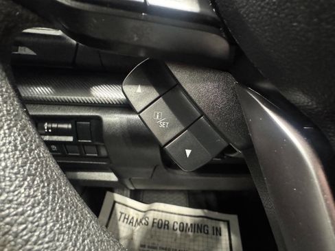 Used 2023 Subaru Crosstrek 2.0i image 28