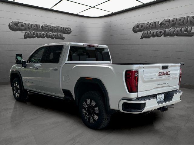 Used 2025 GMC Sierra 2500 Denali w/ Denali Reserve Package AWD/4WD image 5