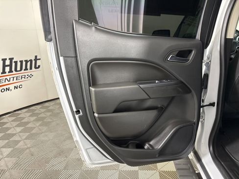 Used 2022 Chevrolet Colorado LT image 20