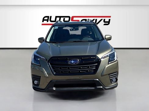 Used 2024 Subaru Forester Limited AWD/4WD image 2