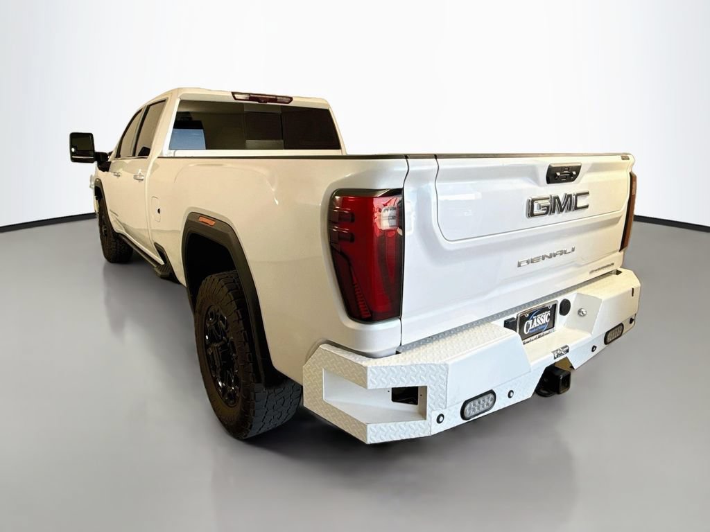 Used 2024 GMC Sierra 3500 Denali Ultimate AWD/4WD image 5