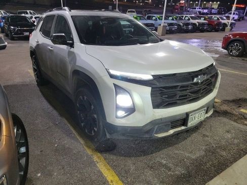 Certified 2025 Chevrolet Equinox RS w/ Safety and Technology Package image 3