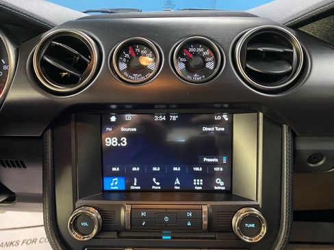 Used 2018 Ford Mustang Shelby GT350 w/ Convenience Package image 27