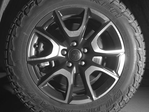 Used 2025 Jeep Compass Trailhawk AWD/4WD image 12