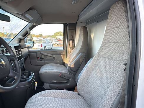 New 2025 Chevrolet Express 3500 w/ Power Convenience Package image 13