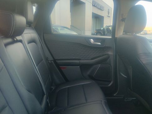 Used 2020 Ford Escape SEL image 16