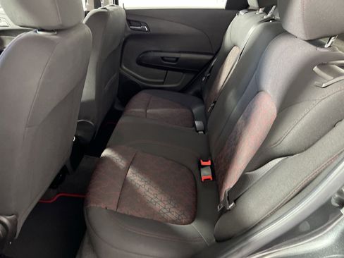 Used 2020 Chevrolet Sonic LT image 25